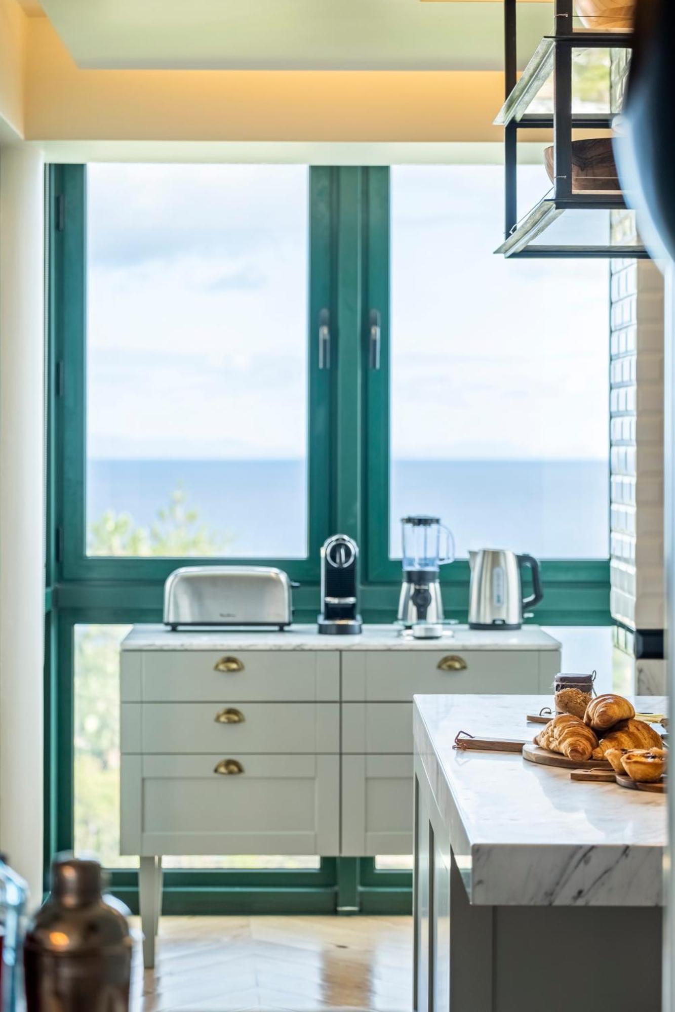 Апартаменты Luxury Oceanfront At Reid'S Gardens Фуншал Экстерьер фото